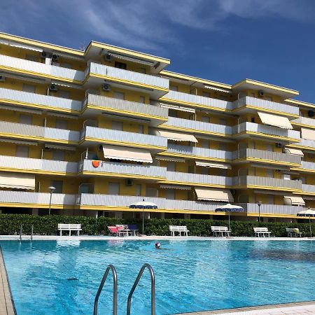 Residence Valbella - Geturhotels Bibione Dış mekan fotoğraf